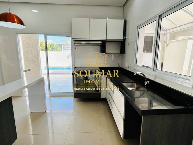 #0000000080 - Casa para Venda em São Vicente - SP